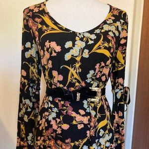 Floral mini dress for the summer